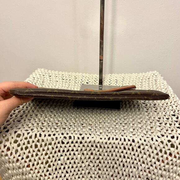 Louis Vuitton Priant Monogram LV Clutch Foldover Oversized Business Pochette - Picture 6 of 16